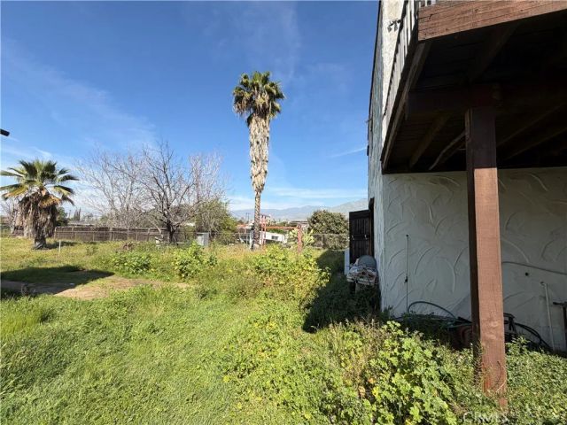 27490 Norwood, Highland, CA 92346