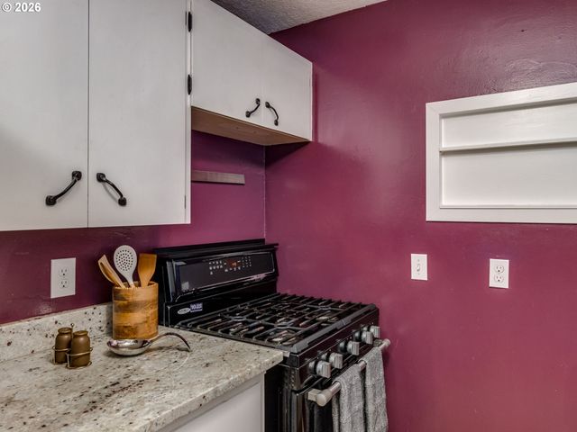 8143 Se 75TH Pl, Portland, OR 97206