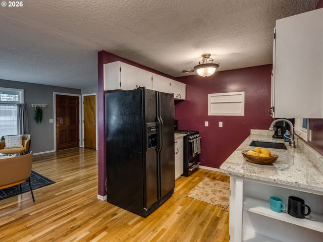 8143 Se 75TH Pl, Portland, OR 97206