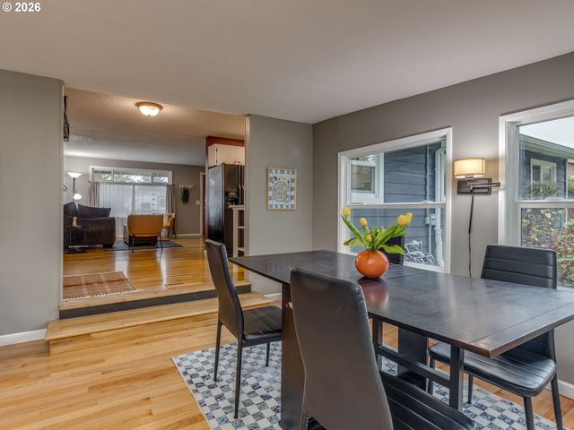 8143 Se 75TH Pl, Portland, OR 97206