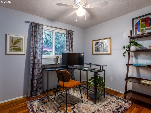 8143 Se 75TH Pl, Portland, OR 97206