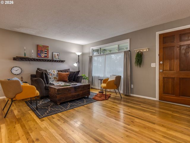 8143 Se 75TH Pl, Portland, OR 97206