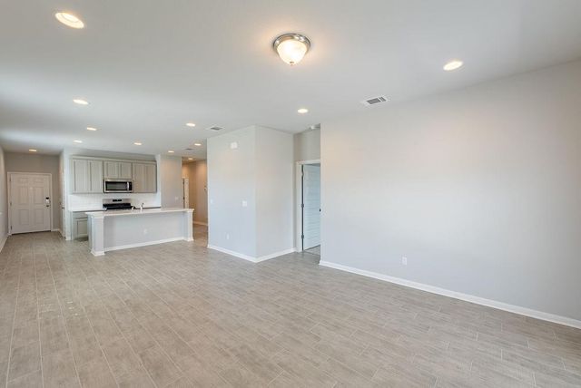 12411 Zenyatta DR, Buda, TX 78610