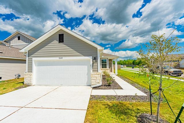 12411 Zenyatta DR, Buda, TX 78610