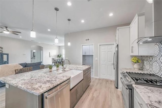 1215 ORANGE AVENUE, Dunedin, FL 34698