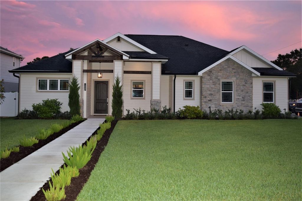 1215 ORANGE AVENUE, Dunedin, FL 34698