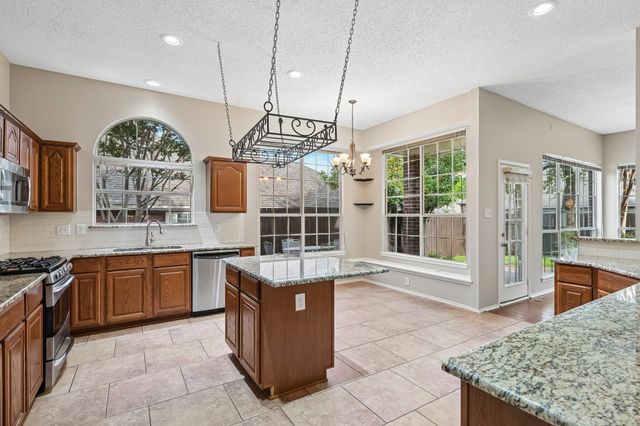 2918 Brittany Lane, Mckinney, TX 75070