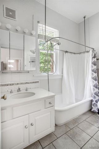 2617 Sutton Boulevard, Maplewood, MO 63143