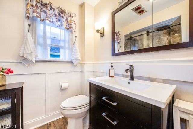 10 Benvenue Ave, West Orange Twp., NJ 07052