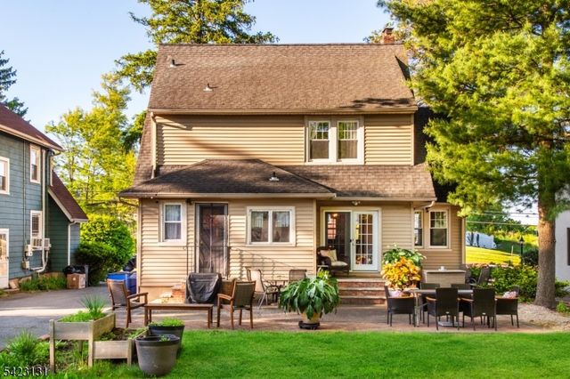 10 Benvenue Ave, West Orange Twp., NJ 07052