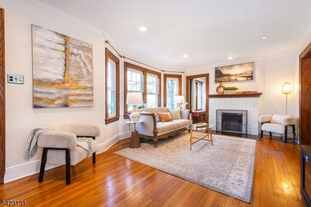 10 Benvenue Ave, West Orange Twp., NJ 07052