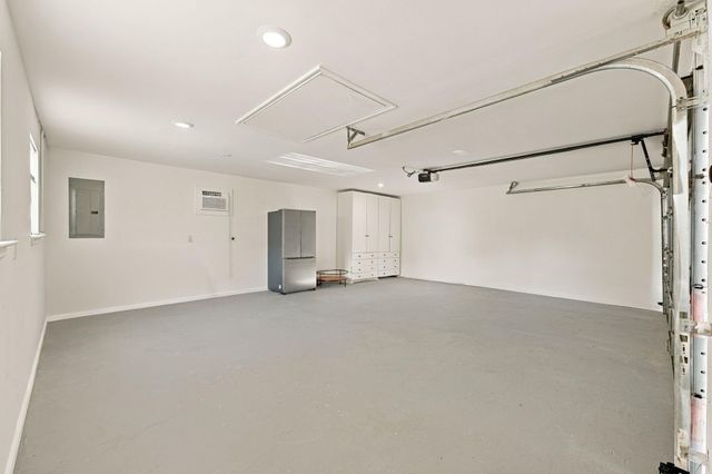 5030 Bayou Vista Drive, Houston, TX 77091