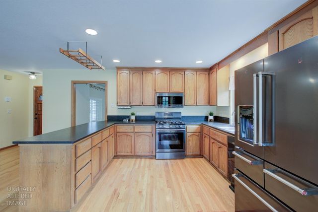 974 San Miguel Pl, Manteca, CA 95336