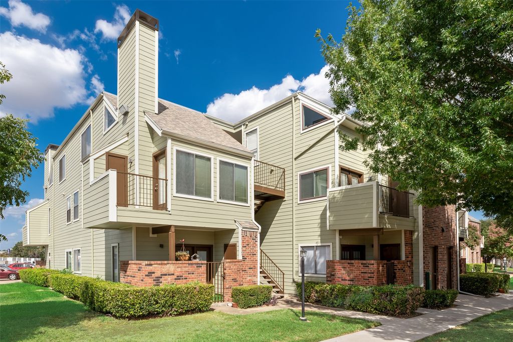 3129 Sondra Drive 102, Fort Worth, TX 76107 — exterior