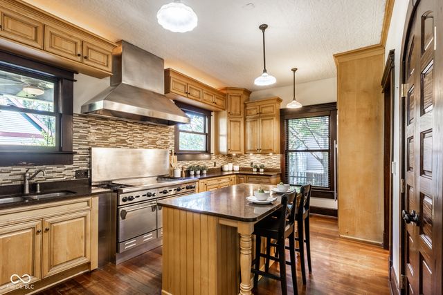 1642 N Alabama Street, Indianapolis, IN 46202