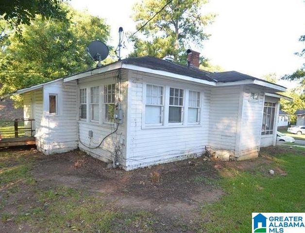 1417 CLARENDON AVENUE, Bessemer, AL 35020
