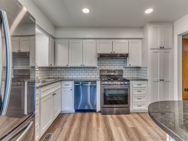 5910 E 36th Street, Tulsa, OK 74135