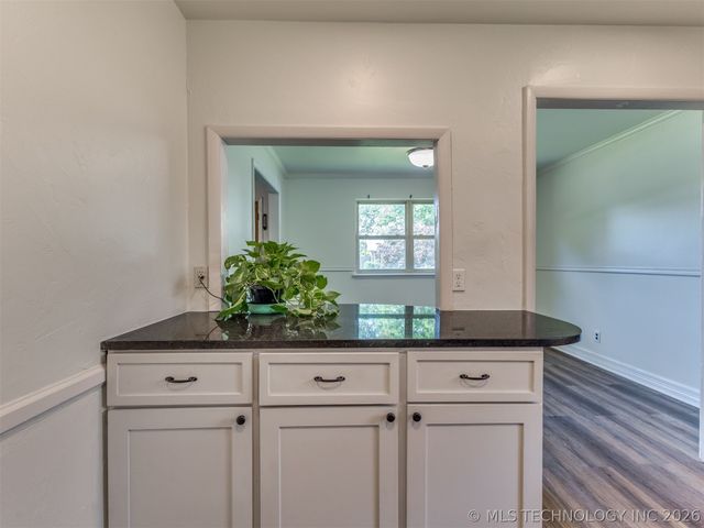 5910 E 36th Street, Tulsa, OK 74135