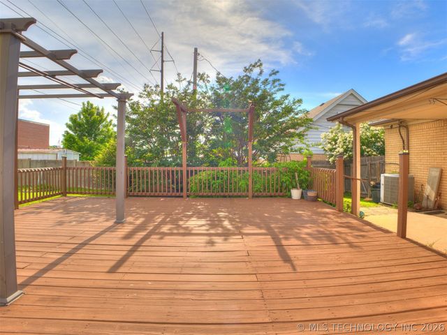 5910 E 36th Street, Tulsa, OK 74135