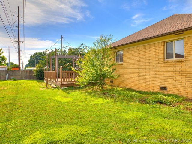 5910 E 36th Street, Tulsa, OK 74135