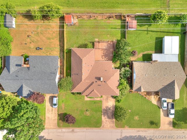 5910 E 36th Street, Tulsa, OK 74135