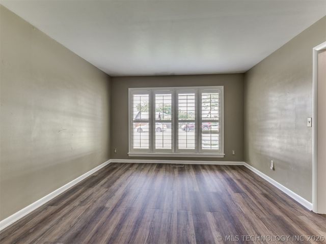 5910 E 36th Street, Tulsa, OK 74135