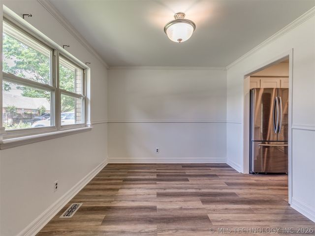 5910 E 36th Street, Tulsa, OK 74135
