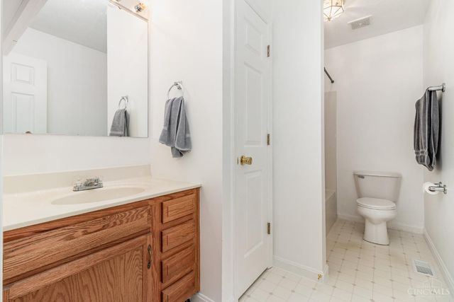 16086 Colonial Drive, Sterling Twp, OH 45176