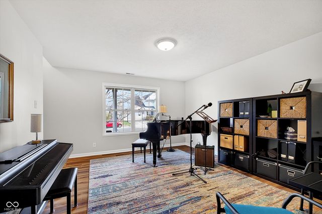 10552 Greenway Drive, Fishers, IN 46037