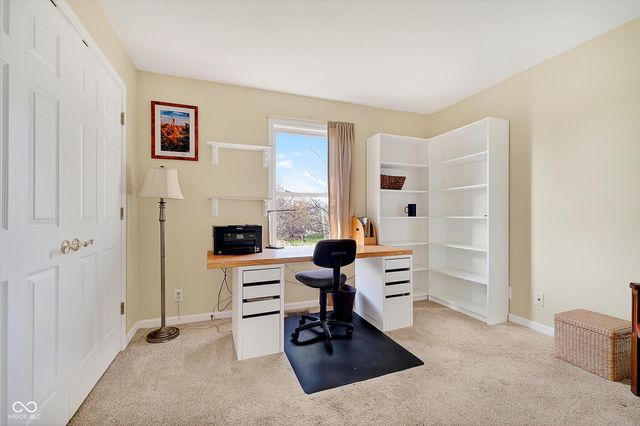 10552 Greenway Drive, Fishers, IN 46037