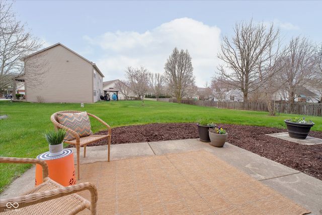 10552 Greenway Drive, Fishers, IN 46037