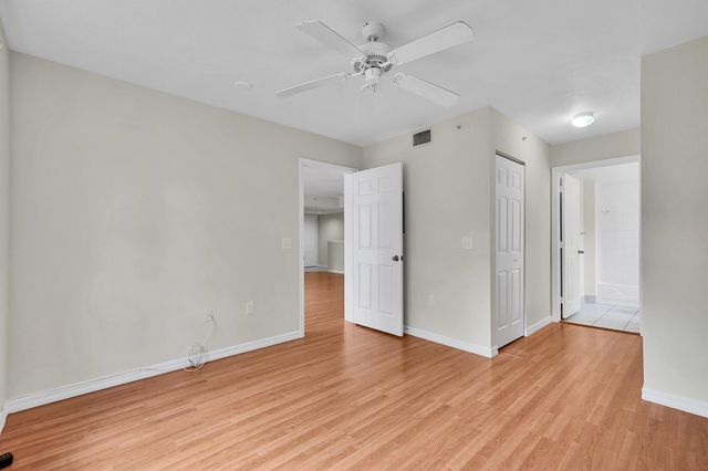 2033 SE 10th Avenue 616, Fort Lauderdale, FL 33316