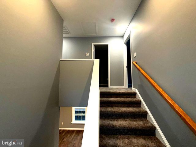 118 STRINE AVE, Martinsburg, WV 25404