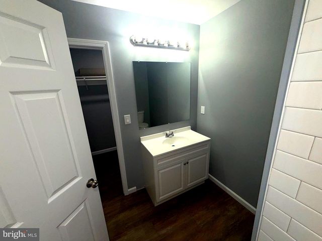 118 STRINE AVE, Martinsburg, WV 25404