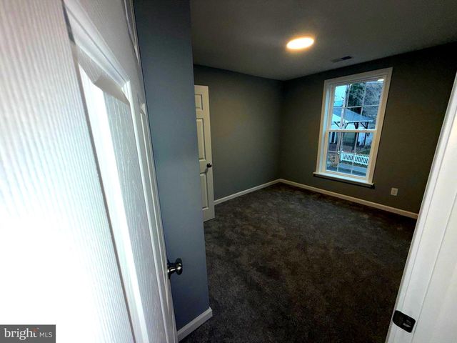 118 STRINE AVE, Martinsburg, WV 25404