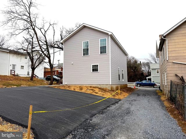 118 STRINE AVE, Martinsburg, WV 25404