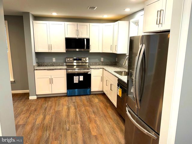 118 STRINE AVE, Martinsburg, WV 25404