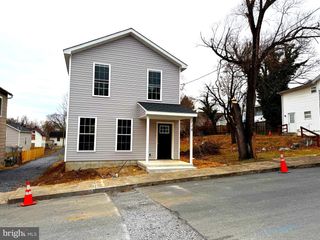 118 STRINE AVE, Martinsburg, WV 25404