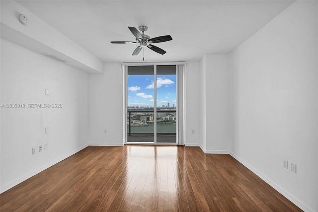 50 Biscayne Boulevard 3802, Miami, FL 33132