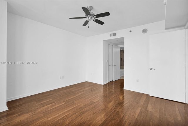 50 Biscayne Boulevard 3802, Miami, FL 33132