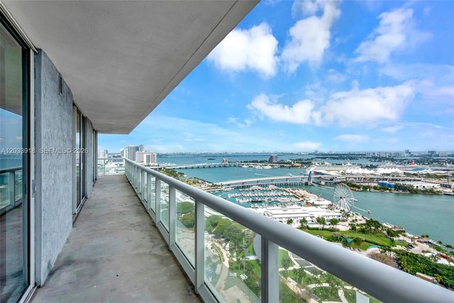 50 Biscayne Boulevard 3802, Miami, FL 33132