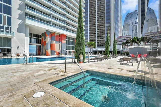 50 Biscayne Boulevard 3802, Miami, FL 33132