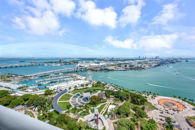 50 Biscayne Boulevard 3802, Miami, FL 33132