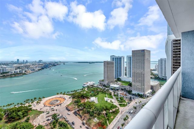 50 Biscayne Boulevard 3802, Miami, FL 33132
