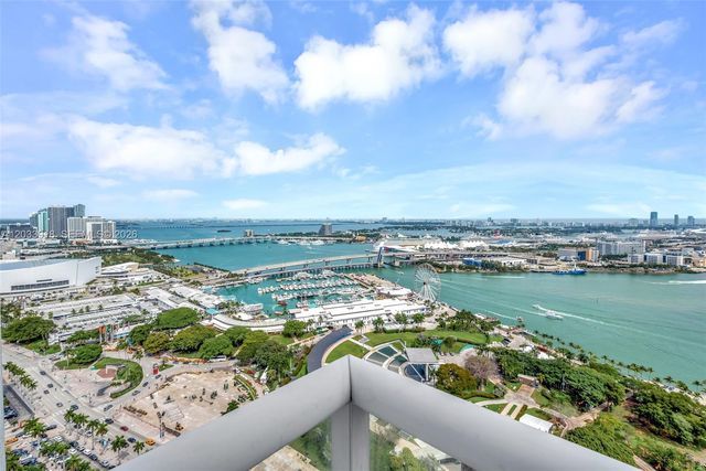 50 Biscayne Boulevard 3802, Miami, FL 33132