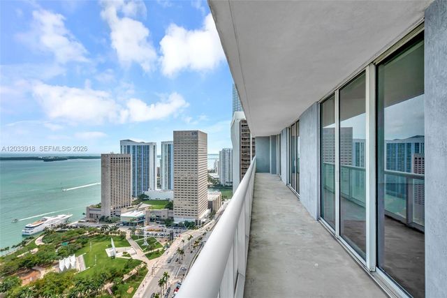 50 Biscayne Boulevard 3802, Miami, FL 33132