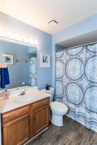 3655 Colonia Place Drive D, St Louis, MO 63125