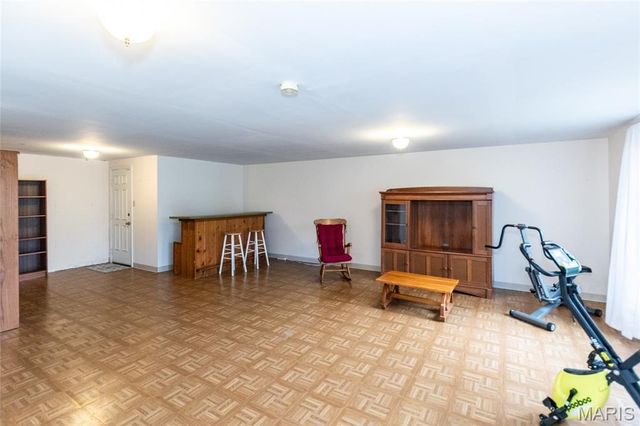 3655 Colonia Place Drive D, St Louis, MO 63125