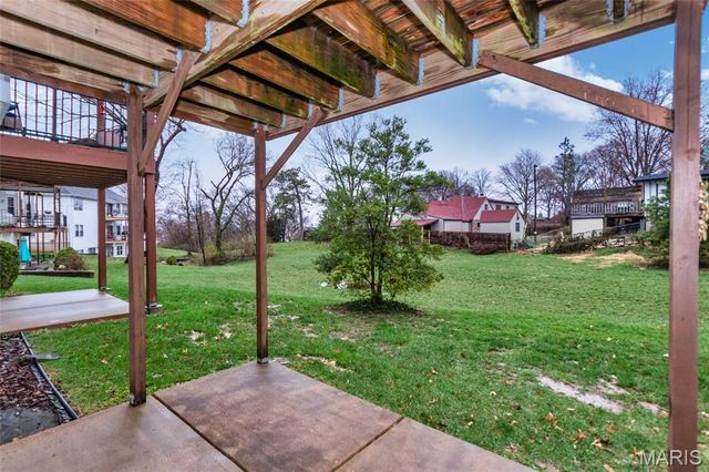 3655 Colonia Place Drive D, St Louis, MO 63125