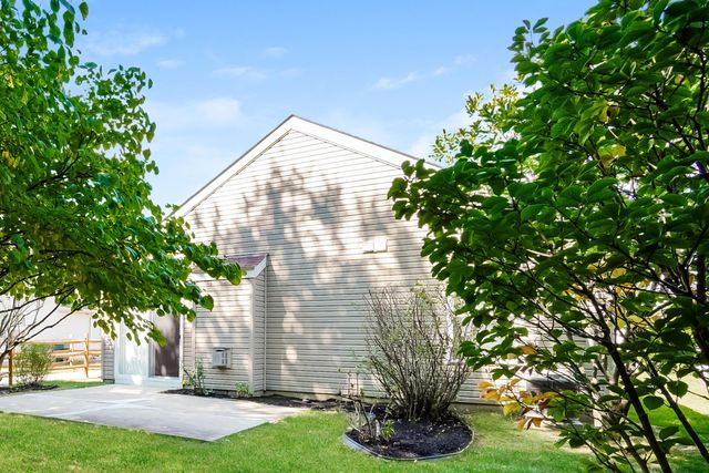 6817 Riding Trail Drive, Canal Winchester, OH 43110